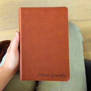 Biblia personalizada en español e inglés / Biblia paralela RVR1960 y ESV / Nombre grabado personalizado / Biblia bilingüe / Regalo cristiano para hombres y mujeres