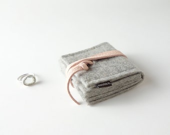 minimalist jewelry storage pure wool felt small 'schmucknest margarete' light gray with closure strap made of organic leather in various colors