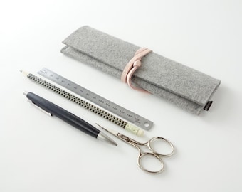 Minimalist pencil case | Utensil bag made of organic wool felt light gray with closure strap made of organic leather in different colors