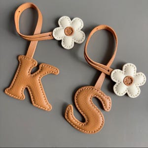 Custom Handmade Leather Initial Name Bag Charm Alphabet Bag Tag Leather Keychain Gift Luggage Charm Leather Name Keyring Personalized Gift