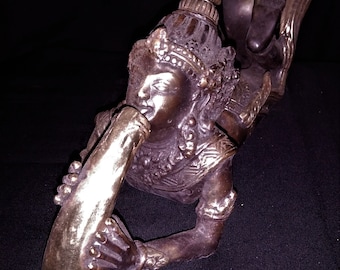 Statua in bronzo e ottone di Shiva che suona il flauto o la tromba, dio indù, alta 8,5 pollici - Scultura divina da collezione e di valore spirituale