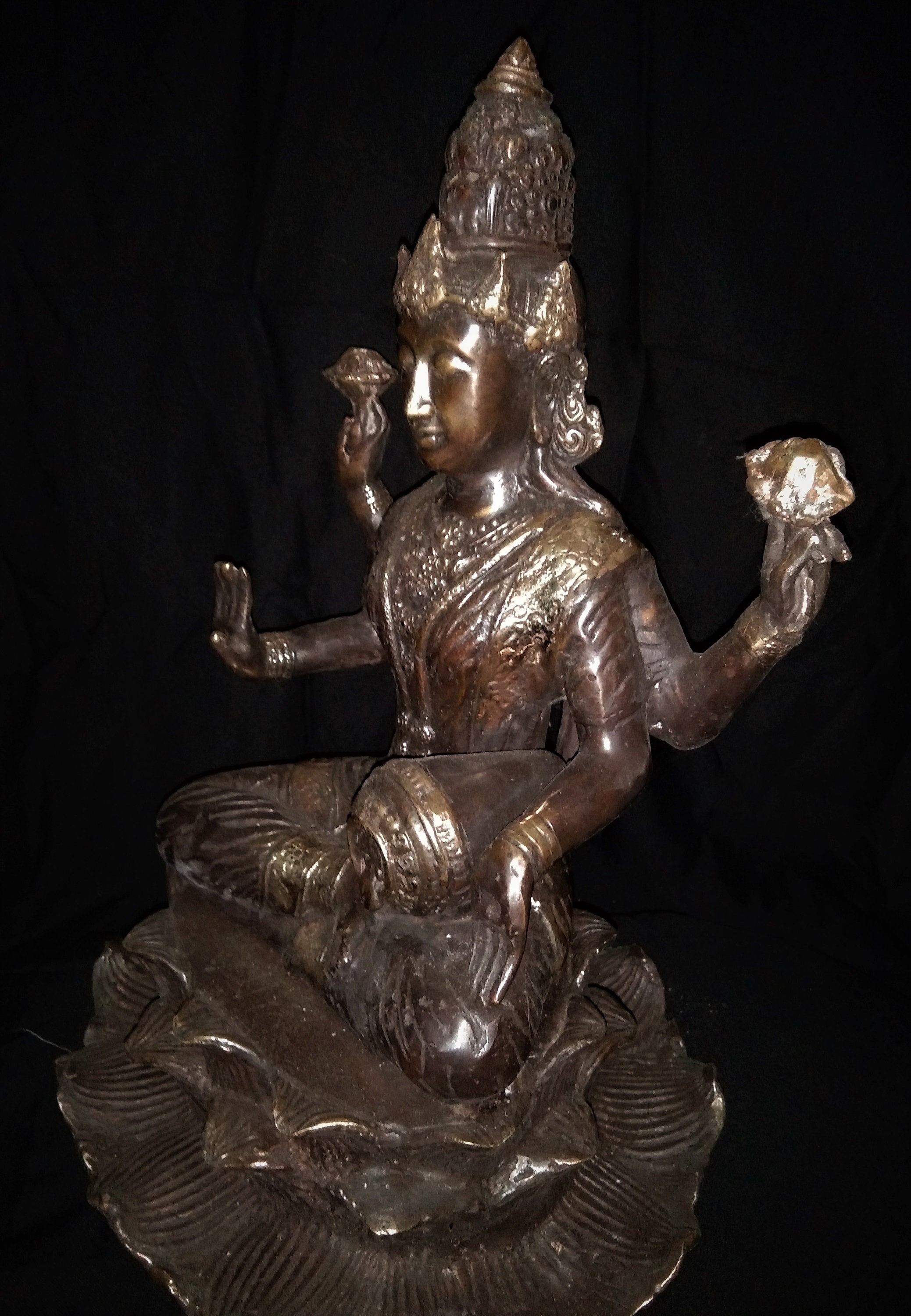 Masterpiece Devi Lakshmi Goddess Statue 4 Hands Hold Jug 12