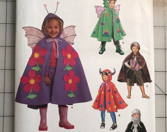 Simplicity 1769 Cosplay Fantasy LARP Costume Pattern Cape Pattern UNCUT Pattern