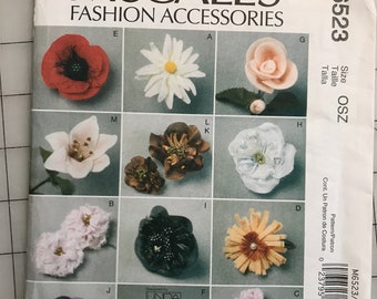 McCalls 6523 DIY Fashion Accessories Pattern Flower Pattern Uncut