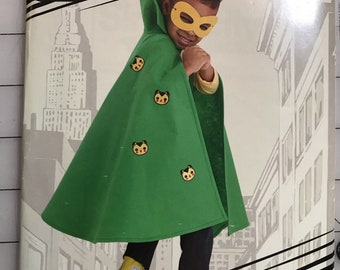 Simplicity 0221 Costume Cape Sewing Pattern, Size 3-8 UNCUT
