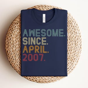 Regalo de 19º cumpleaños, Regalo para chicas y chicos de 19 años, Camiseta de 19º cumpleaños imagen 3