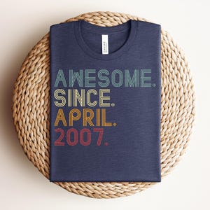 Regalo de 19º cumpleaños, Regalo para chicas y chicos de 19 años, Camiseta de 19º cumpleaños imagen 4