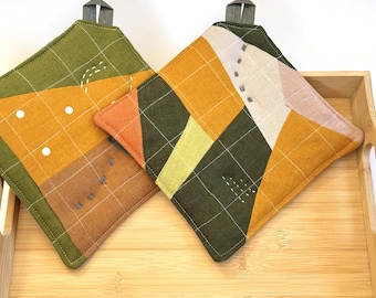 Lot de 2 maniques en patchwork de lin, coussins chauffants matelassés modernes, dessous de plat de cuisine de style scandinave, cadeau de pendaison de crémaillère durable, maniques carrés