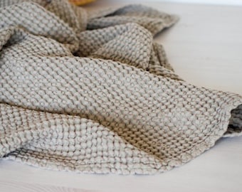 Large Linen Waffle Bath Towel: Organic Cotton Blend, Undyed