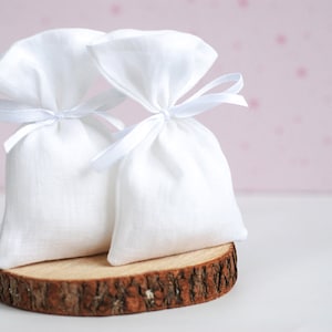Sac cadeau en lin blanc, pochettes cadeaux en tissu de mariage, sachets en tissu blanc, sacs cadeaux de baptême de douche
