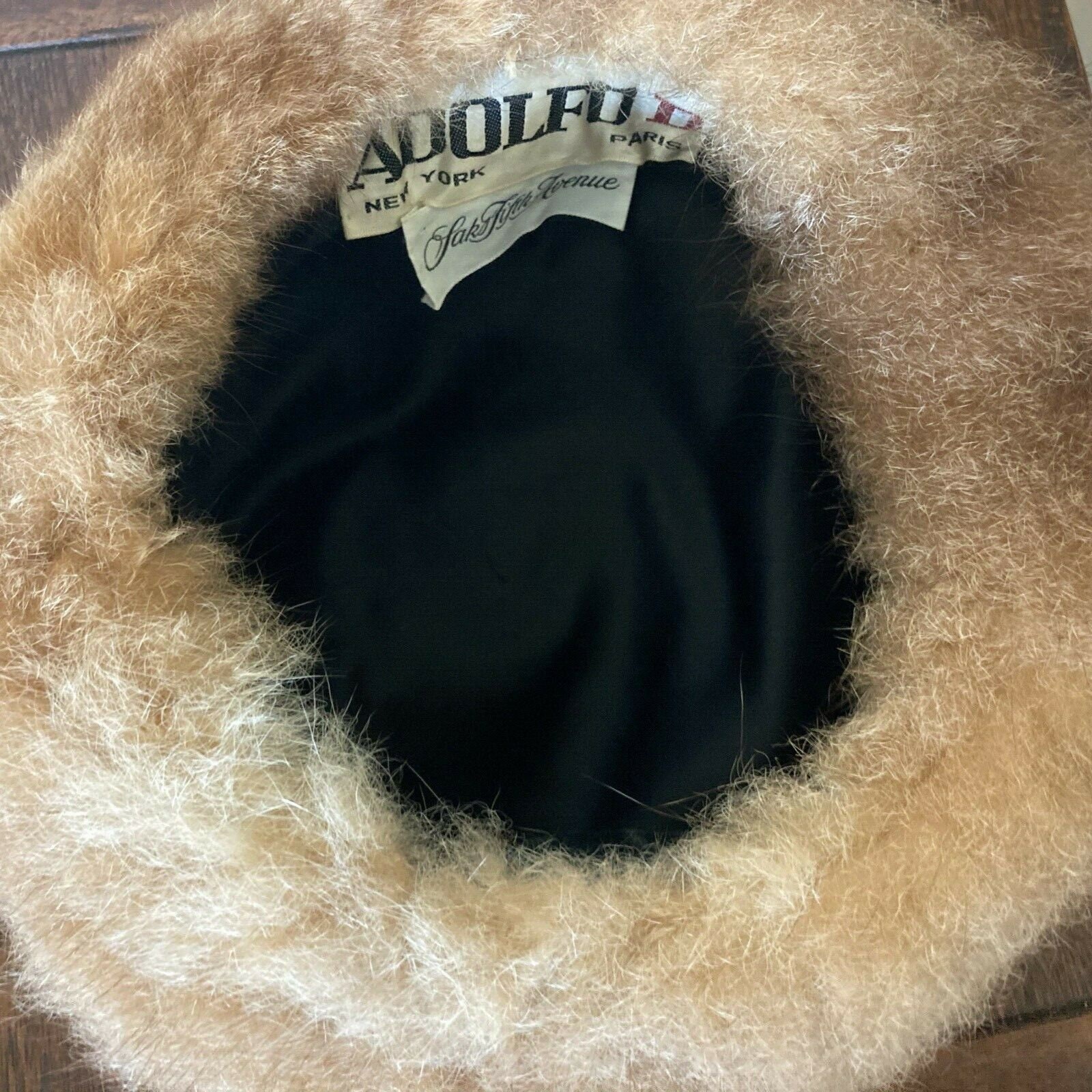 ADOLFO II New York Paris Ladies Fur Hat- VINTAGE Saks Fifth  display picture 1