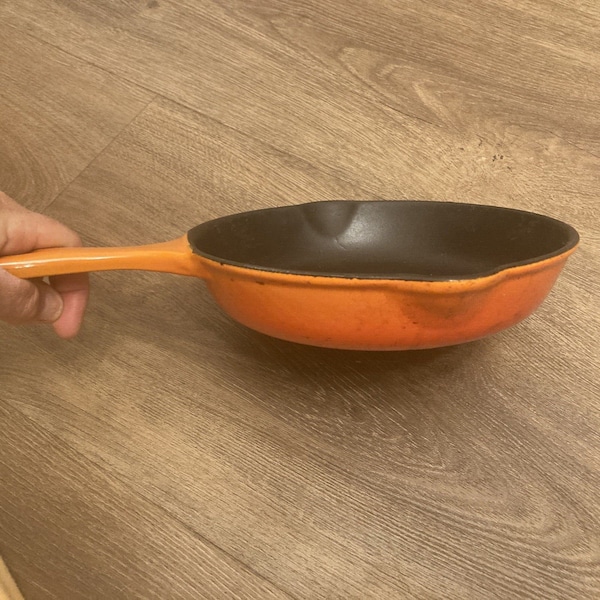 1980s Le Creuset Skilllet-Fry Pan Flame Orange 20 - Enamel & Cast Iron