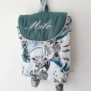 Sac à dos enfant safari personnalisé et molletonné, sac maternelle animaux jungle ,savane prénom brodé pour la crèche, la nounou , l'école