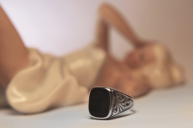 Black Onyx Men/'s Ring Pinky Ring Gift for Husband Man Minimalist Ring Signet Mens Ring Onyx Gemstone Men jewelry