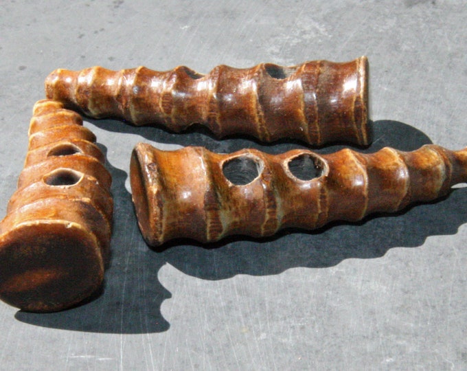 FREE First Class Shipping, Real Bone Toggle Button With Ridges, 2 Hole ...