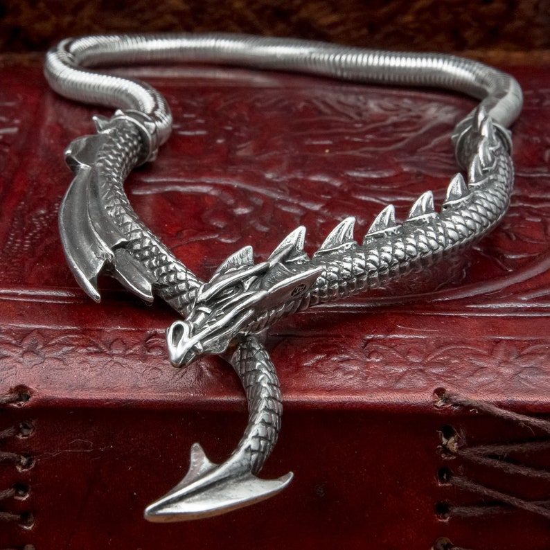 Jormungandr Dragon Necklace magnetic clasp image 8