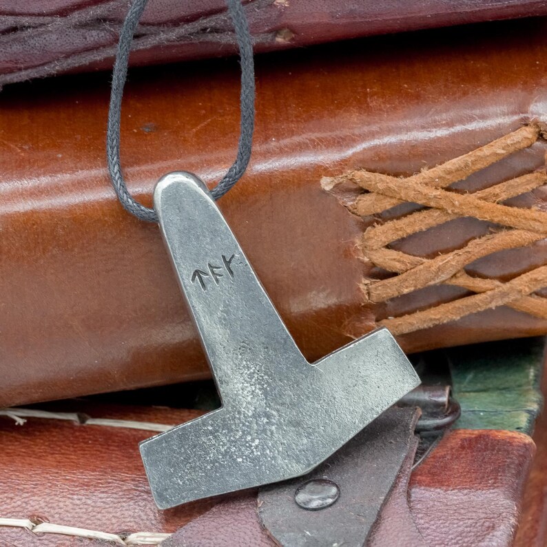 Jorvik Thor's Hammer image 3