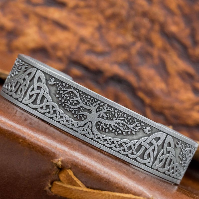 Tree of Life Yggdrasil Arm ring Bracelet Bangle