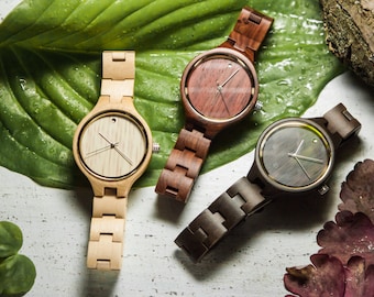 Reloj de mujer minimalista, reloj de madera para mujer, reloj grabado para mujer, reloj de madera grabado, regalo de cumpleaños de madera, regalo del día de las madres para mamá