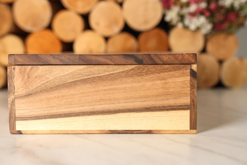 Wooden keepsake box,Jewelry box,Keepsake box wedding gift parents,Wood box with lock,Wedding gift for couple,Memory box