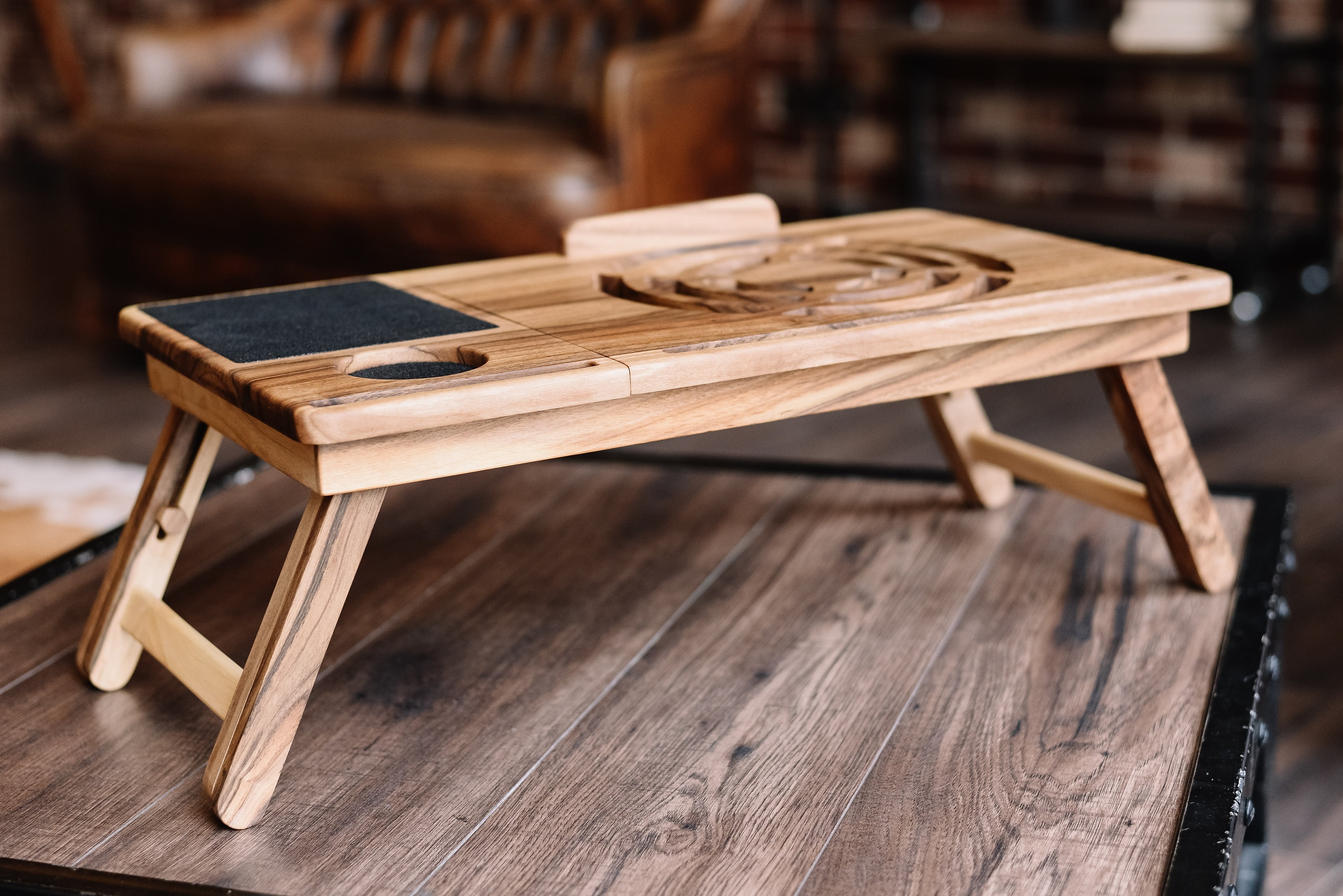 Adjustable Wood Laptop Stand - Natural • Höfina