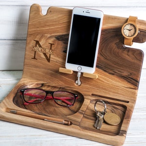 SALE,Personalized Wood Desk Organizer, Mens Valet, Charging Station, Wood iPhone Dock, Mens organizer,Father Day Gift,Wooden Station Men