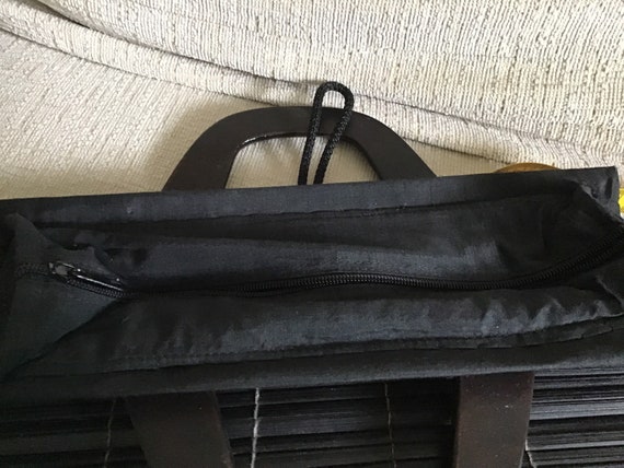 Beautiful Vintage Clutch/evening bag. Black, hand… - image 8