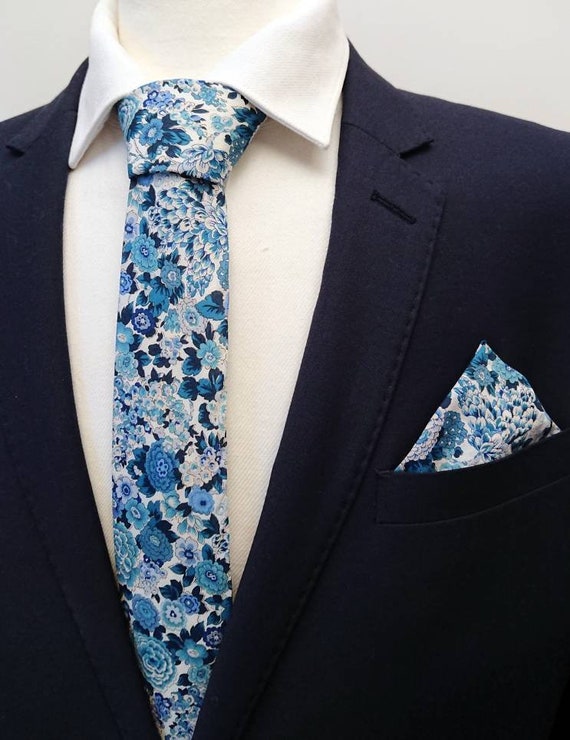 Liberty Tie and Pocket Square