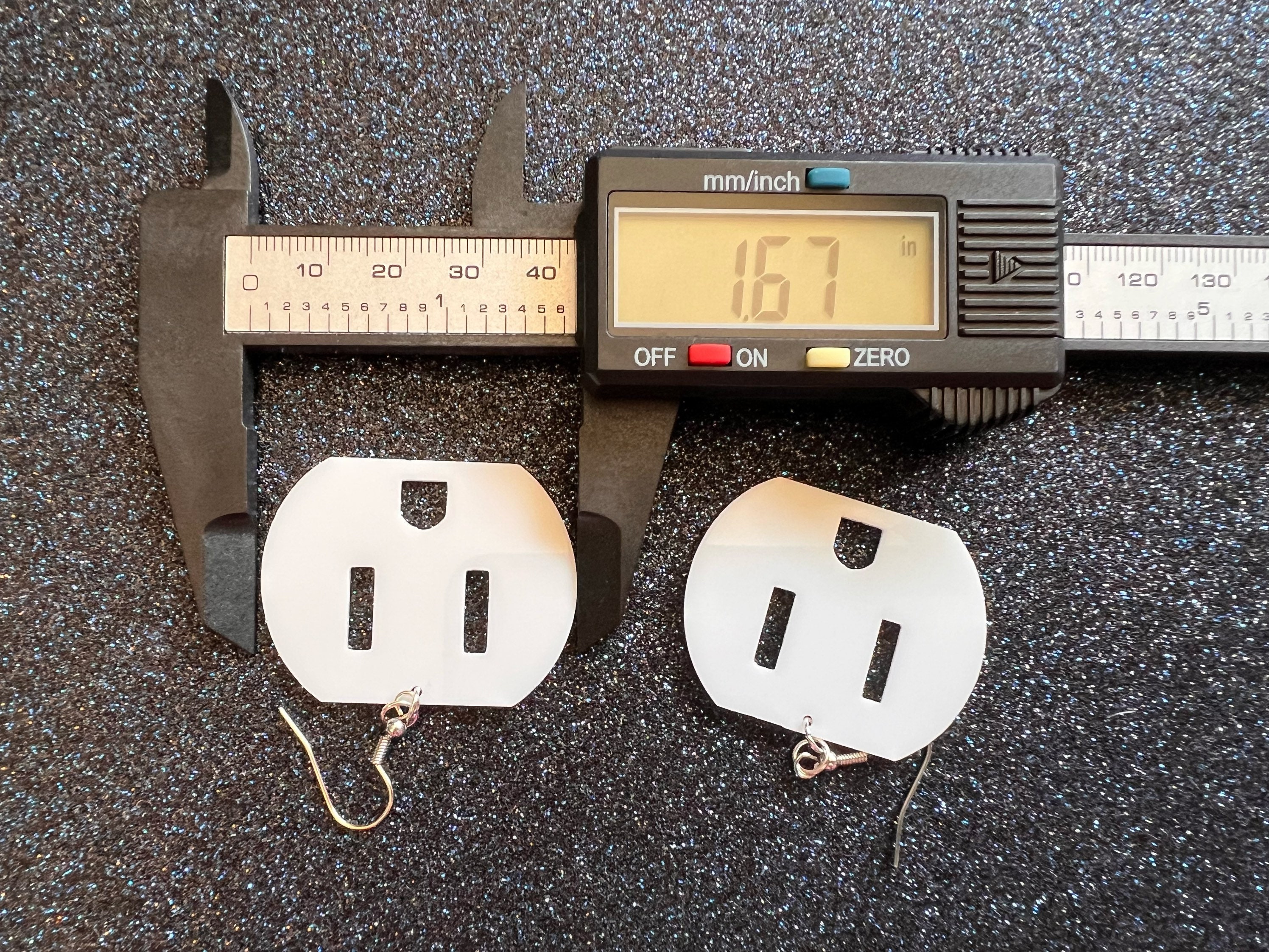 Cute Socket Cute Socket Earrings: Laser Cut Acrylic Sockets, Electricity ...