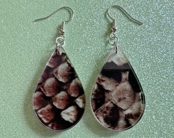 Kolczyki ze sztucznej skóry węża: cięte laserowo akrylowe węże, gady, zoo, lina Nope, Halloween, nowość, łuski węża, boa, prezenty dla niej/niego/nich