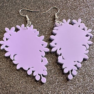 Lilac Silhouette Earrings: Laser Cut Acrylic Flowers, Purple Earrings, Floral, Mother&#39;s Day Gift, Love, Best Gifts for Her/Him/Them