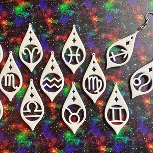 Boucles d'oreilles du zodiaque : signes astrologiques en acrylique découpés au laser, Lion, Scorpion, Bélier, Poissons, Cancer, Vierge, Gémeaux, horoscope, cadeaux pour elle/lui/eux