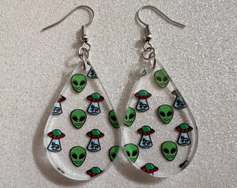 Alien Earrings: Laser Cut Acrylic Aliens, Cow Abduction, Area 51, Aliens, Extraterrestrial, Astronomy, Gag Gift, Gifts for Her/Him/Them