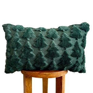 Christmas Pillows, Christmas Tree Pillow, Green Christmas Pillow, Christmas Pillow Cover, Christmas Lumbar Pillow, Holiday Pillows