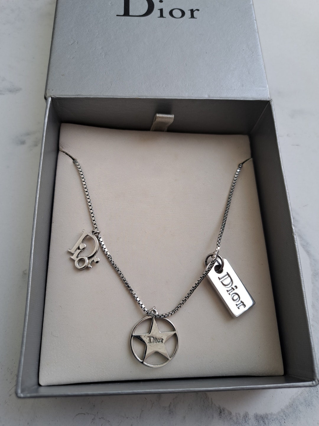 アクセサリー Christian Dior Trotter Logo Necklace il_1080xN.6586515761_2sfb.jpg
