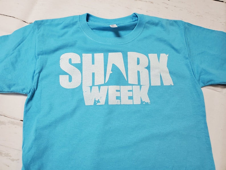 wildlife Summer ocean animals knowledge Youth Unisex Shark Week shark awareness child Aquatic Blue Graphic Tee Shirt surf beaches