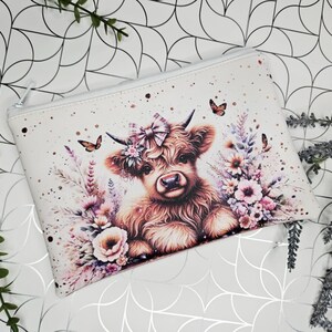 Bolsa de vinilo con diseño de vaca de las Tierras Altas, 6 x 9, diseño de vaca con mariposas y flores, color rosa. Bolsa, bolso y organizador de cartera.