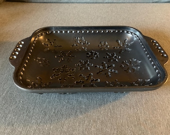 Nordic Ware Cast Aluminum Snowflake Pan!