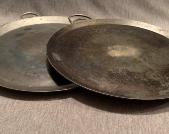 2 Comales/Planchas de Acero Vintage Hechos a Mano para Cocinar Tamales, Arepas, Etc.