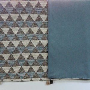 Decorative plaid. TISSUS D'EDITEURS "Daloa" Canovas, "Toronto" Wind. Unique, Reversible Piece