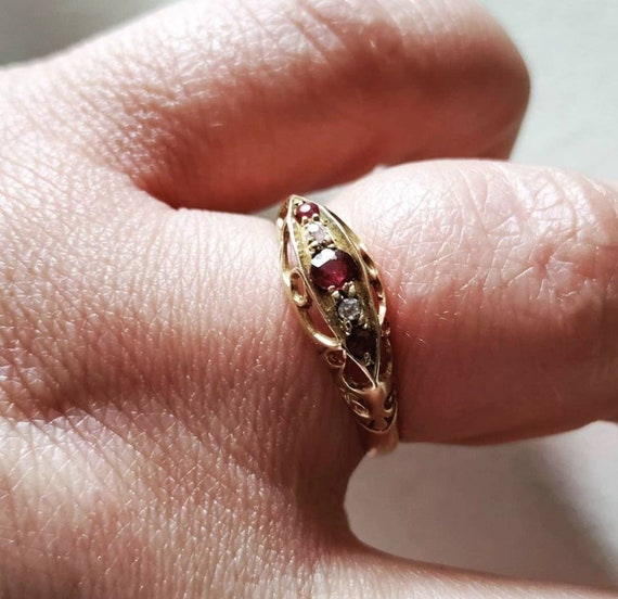 SALOME  | Edwardian Ruby and Diamond Ring  | Utter