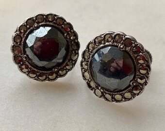 MS. DARKBLOOM | Art Déco Hematite and Marcasite Screw Back Earrings | Sterling Silver | Superb Condition | Dramatic | Elegant, Versatile