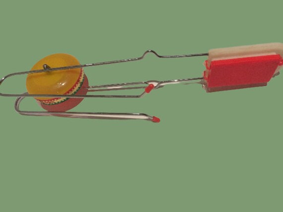 magnetic spinning wheel toy
