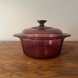 Annonce réservée à Ashley : vintage Corning Ware | Faitout pourpre aux canneberges et aux canneberges | 1156 | Fabriqué aux États-Unis