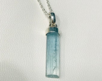 High quality Aquamarine pendant necklace for her- natural aquamarine crystal necklace gift- Birthstone of March gift