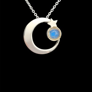 Moonstone pendant- sterling silver moonstone pendant - cressent moon pendant - June birthstone gift - moonstone gift for her