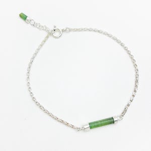Pulsera de turmalina verde - pulsera de cristal de turmalina - regalo para hija - regalo para ella