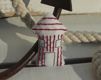 Beach Hut Brooch, Embroidered Red Seaside Beach Hut Brooch.