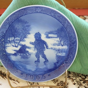 1965 Royal Copenhagen Christmas Plate