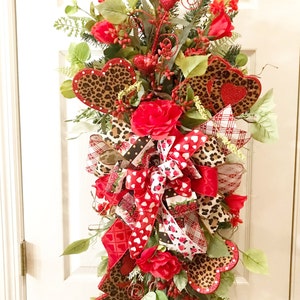 Ready to ship. Valentine Swag, Heart swag, Door Swag, Roses Swag, Teardrop Swag, Winter home decor